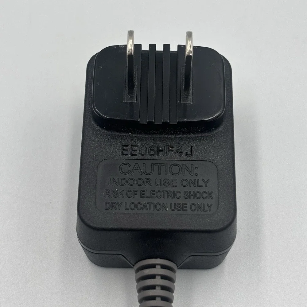 Panasonic PNLV226 OEM Original AC Adaptor Adapter Power Supply 5.5V‎ 500mA ==
